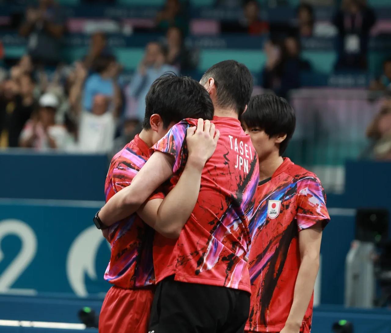 奥地利队鏖战德国队，张本智和扛起全队