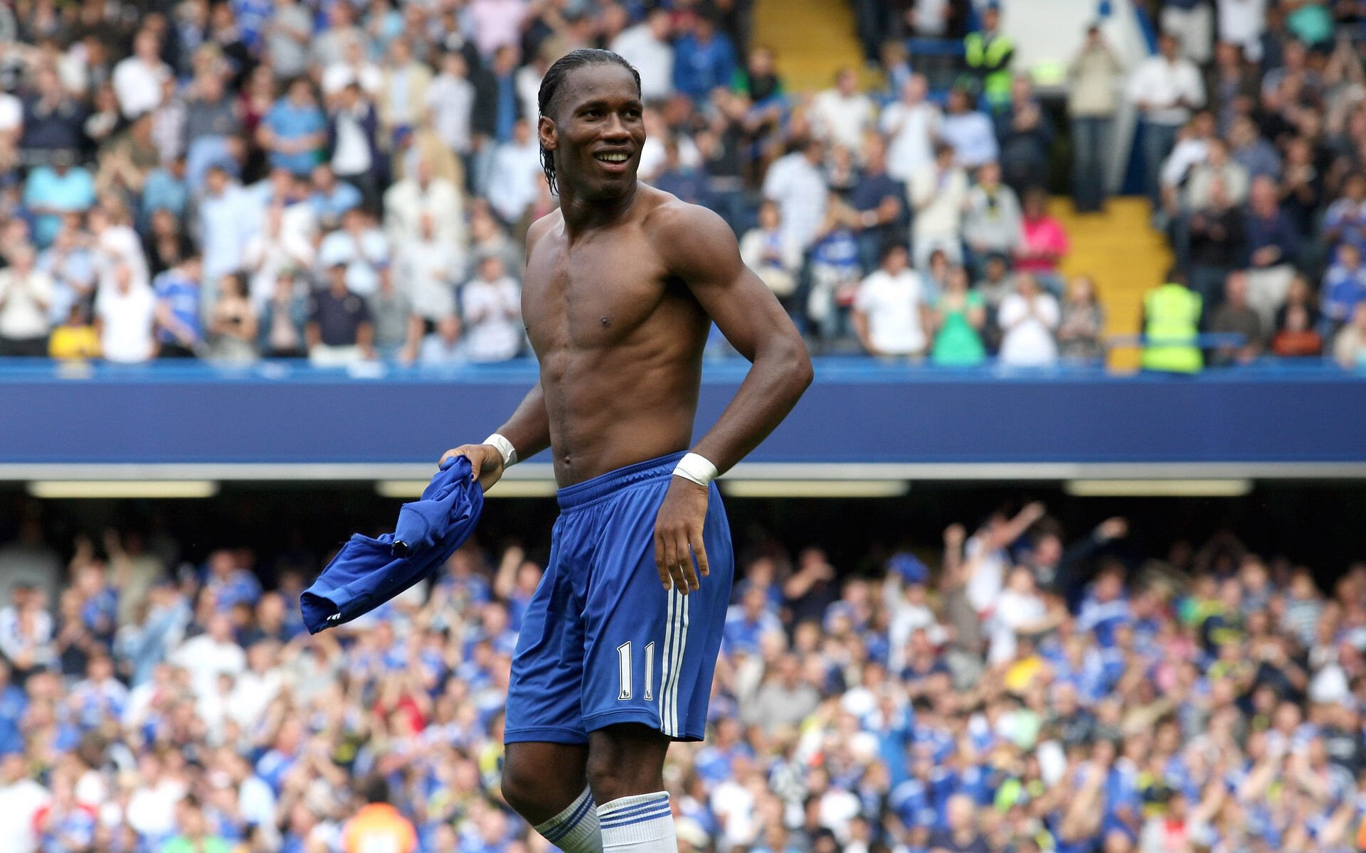 分秒之间定乾坤，从老鹰的第三节风暴到乔治的欧冠接管时刻