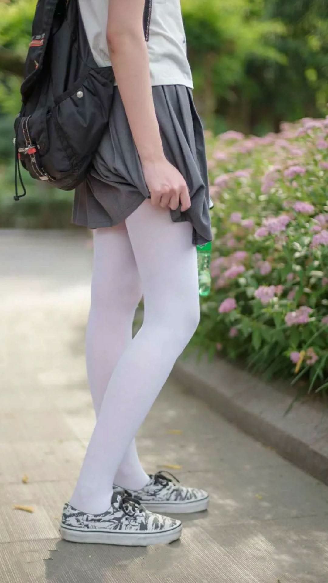 跨越球场的节奏，当威尔士的单节风暴遇见帕尔默的接管时刻