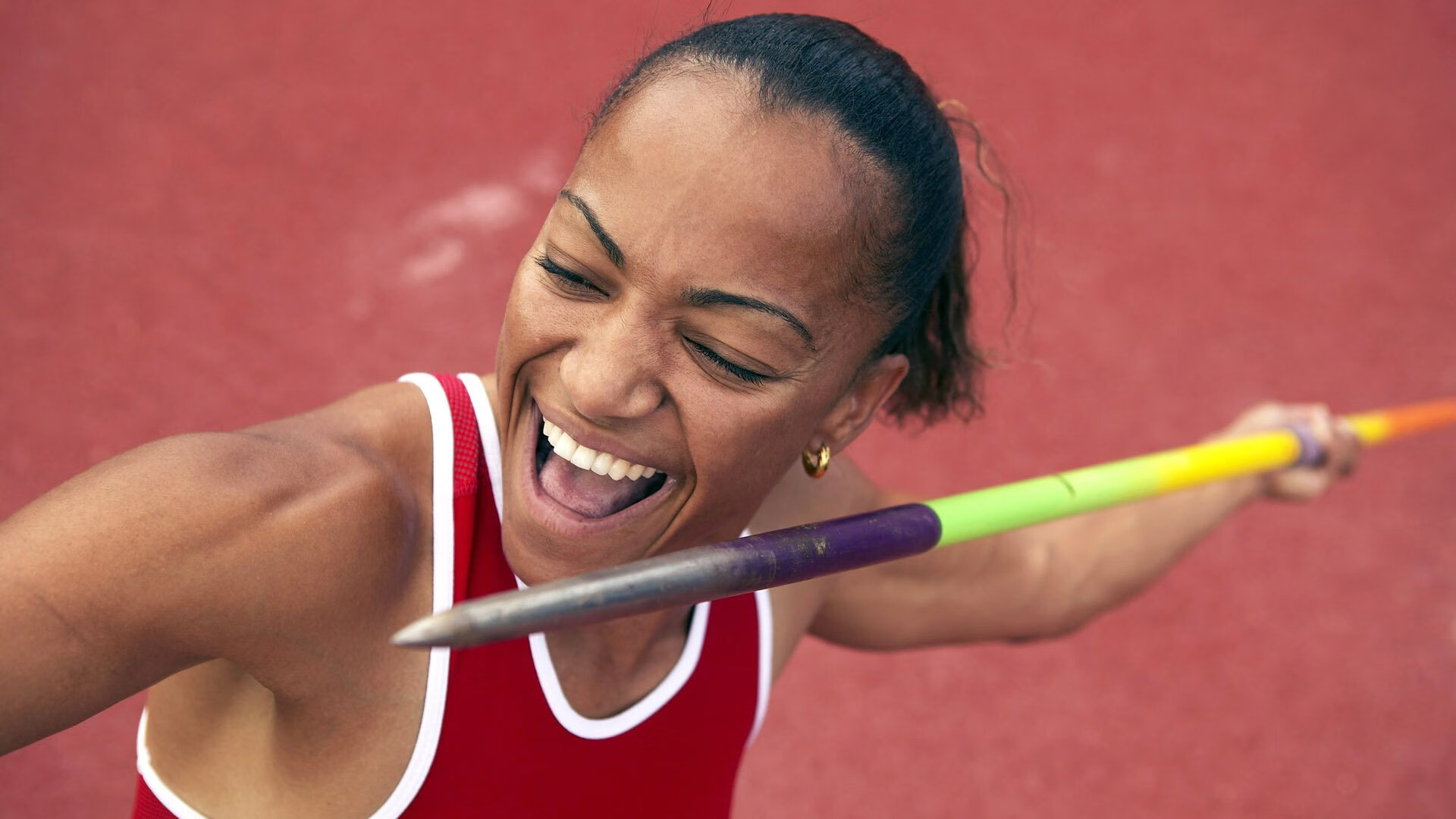 几内亚神锋复刻伊布式咆哮,一脚禁区外倒钩击碎喀麦隆铁壁